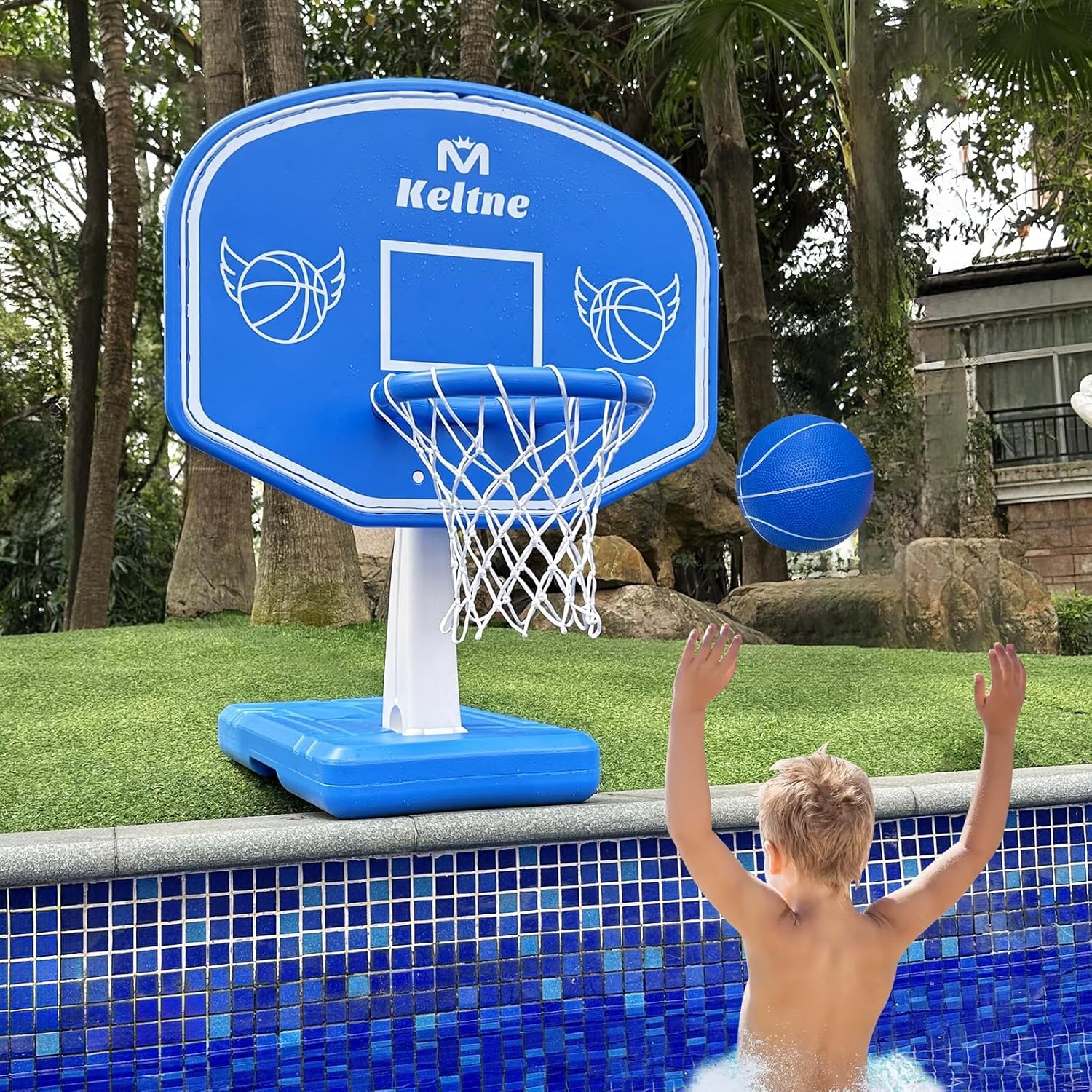 Kids Outdoor Ball - ห่วงบาสเก็ตบอลสำหรับสระว่ายน้ำขนาดใหญ่พร้อมฐานที่แข็งแรงทนทาน เหมาะสำหรับการเล่นบาสเก็ตบอลริมสระน้ำ มาพร้อมลูกบอล 2 ลูกและปั๊มลม กิจกรรมทางน้ำแสนสนุกสำหรับเด็กและผู้ใหญ่