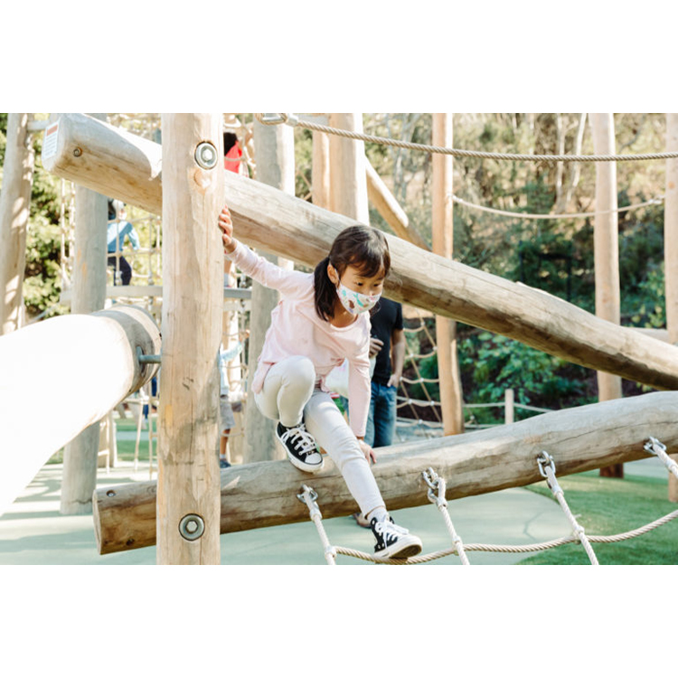 สนามเด็กเล่นเด็กเล่นกลางแจ้งชุ - Kids Outdoor Wooden Playset บทวิจารณ์และราคา